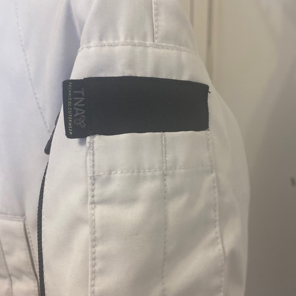 Tna Ronne down warmest parka - Picture 4 of 11